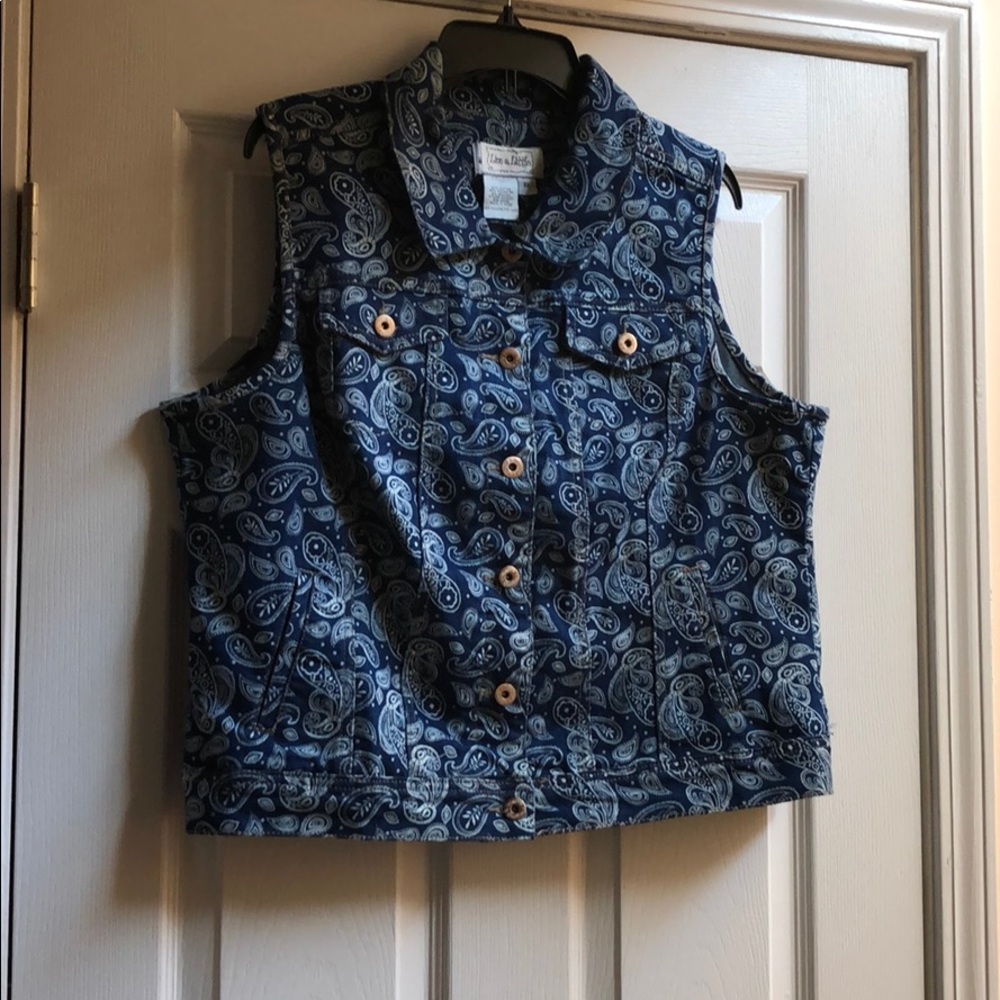 Live a little button down vest